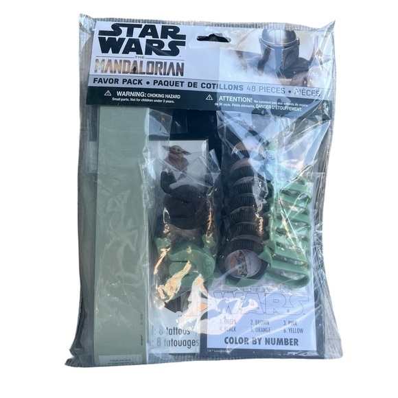 Star Wars Other - Star Wars Mandalorian Party Favor Set - Green and Black